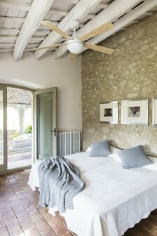 Faro Barcelona Izaro L LED plafondventilator met verlichting wit 130 cm in kamer