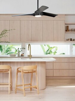 Beacon Line plafondventilator zwart 132 centimeter aan plafond
